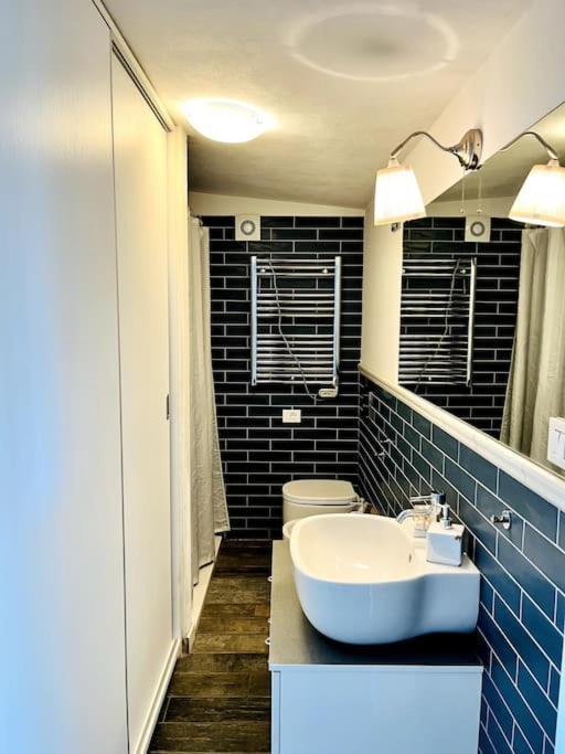 Appartement Delizioso Bilocale - Stazione Rogoredo, M3, Linate